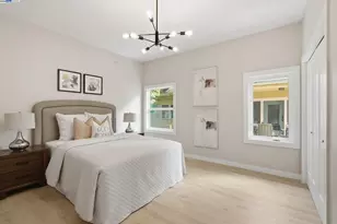 335 Hanover Ave, Oakland, CA 94606 - Photo 29