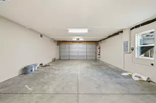 335 Hanover Ave, Oakland, CA 94606 - Photo 53