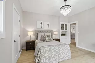 335 Hanover Ave, Oakland, CA 94606 - Photo 9