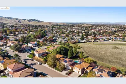 1879 Mount Conness Way, Antioch, CA 94531 - Photo 31