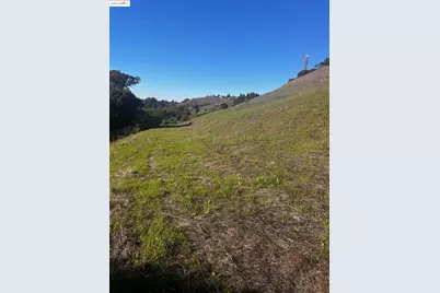 15 Abbey Ln, El Sobrante, CA 94803 - Photo 3