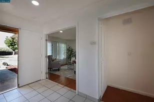 2105 Greenwood Pl, Pittsburg, CA 94565 - Photo 5