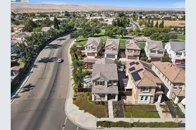 4384 Lennox Ln, Tracy, CA 95377 - Photo 41