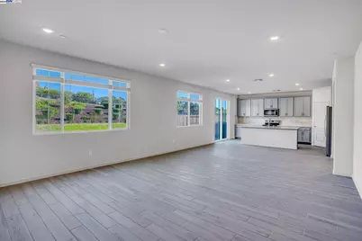 4112 Markovich Ct, Richmond, CA 94806 - Photo 9