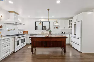 1728 Cambridge Dr, Alameda, CA 94501 - Photo 15