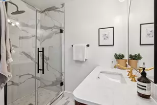 1728 Cambridge Dr, Alameda, CA 94501 - Photo 39