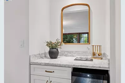 1728 Cambridge Dr, Alameda, CA 94501 - Photo 13