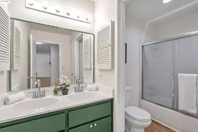 2011 Market Ave #317, San Pablo, CA 94806 - Photo 15