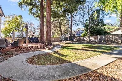 415 Oakwood Cir, Fairfield, CA 94534 - Photo 45
