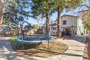 415 Oakwood Cir, Fairfield, CA 94534 - Photo 49