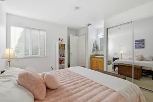 2131 Lakeview Cir, Pittsburg, CA 94565 - Photo 11