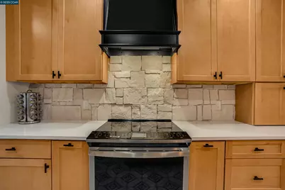 17 Hanns Ave, Vallejo, CA 94590 - Photo 21