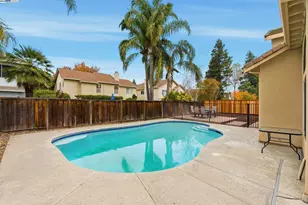 1660 Tahoe Cir, Tracy, CA 95376 - Photo 39