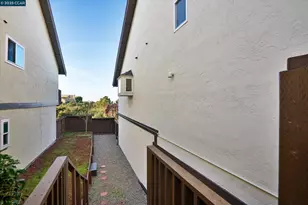 1310 Lewis Ln, Pinole, CA 94564 - Photo 25