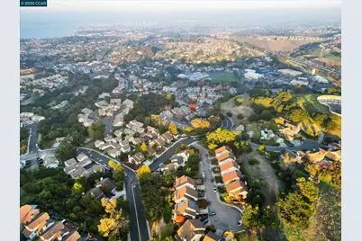 1310 Lewis Ln, Pinole, CA 94564 - Photo 13