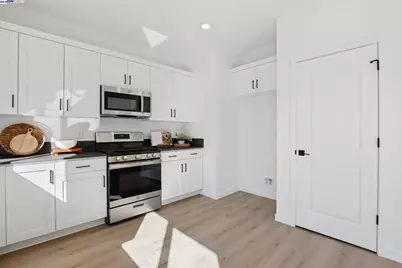 860 Pecan Tree Ln, Galt, CA 95632 - Photo 13