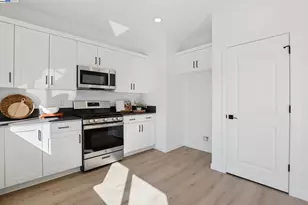 860 Pecan Tree Ln, Galt, CA 95632 - Photo 13