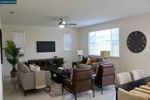 822 Engineer Cir, Vacaville, CA 95687 - Photo 3