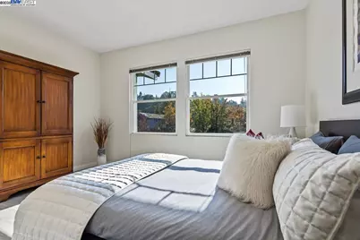 4605 Keller Ridge Dr, Clayton, CA 94517 - Photo 17