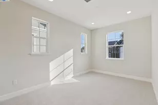 109 Crk Vw Cir, Fairfield, CA 94533 - Photo 15