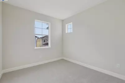 109 Creek View Cir, Fairfield, CA 94533 - Photo 21