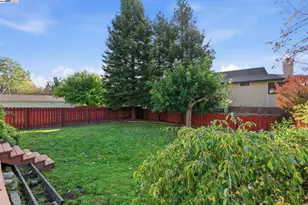 3937 Bayo St, Oakland, CA 94619 - Photo 11