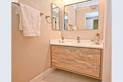 550 Canyon Oaks Dr #A, Oakland, CA 94605 - Photo 23
