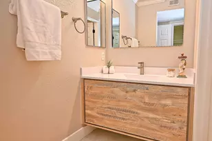 550 Canyon Oaks Dr, Oakland, CA 94605 - Photo 23