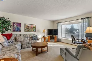 3803 Cheshire Ct, Pleasanton, CA 94588 - Photo 7