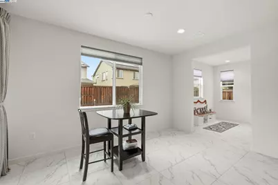 3039 Paxton Ct, Lathrop, CA 95330 - Photo 17