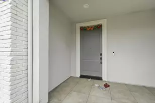 3039 Paxton Ct, Lathrop, CA 95330 - Photo 3