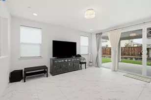 3039 Paxton Ct, Lathrop, CA 95330 - Photo 9