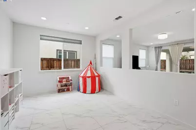 3039 Paxton Ct, Lathrop, CA 95330 - Photo 7