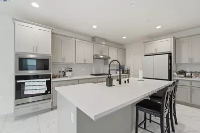 3039 Paxton Ct, Lathrop, CA 95330 - Photo 15