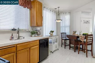 81 Del Sur St, Vallejo, CA 94591 - Photo 9