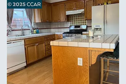 1936 Garden Ct, Antioch, CA 94509 - Photo 7
