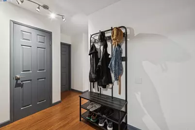 1321 Webster St #D116, Alameda, CA 94501 - Photo 3