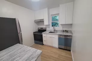 375 Camelback Rd, Pleasant Hill, CA 94523 - Photo 3