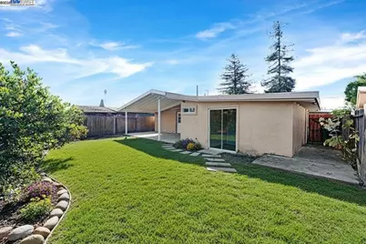 27946 Pompano Ave, Hayward, CA 94544 - Photo 3