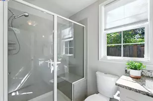 1247 Sherman St, Alameda, CA 94501 - Photo 37