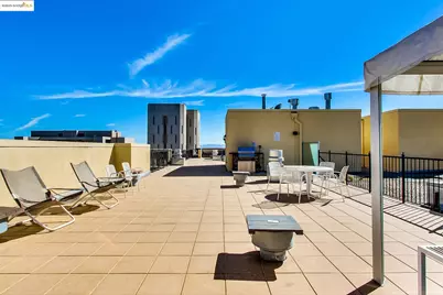 899 Clay St, Oakland, CA 94607 - Photo 19