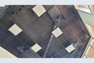 899 Clay St, Oakland, CA 94607 - Photo 15