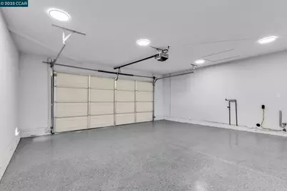 128 Hastings Ave, Vallejo, CA 94589 - Photo 35