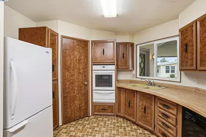 61 Pali Way, Pittsburg, CA 94565 - Photo 13