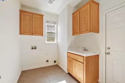 1145 Hartwell Ave, Stockton, CA 95209 - Photo 37