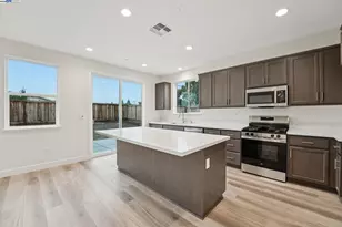 1300 Sunningdale Ln, Fairfield, CA 94533 - Photo 11