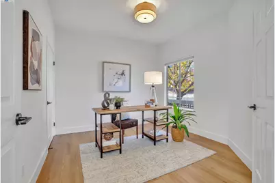 1301 Strawberry Ct, Danville, CA 94526 - Photo 13