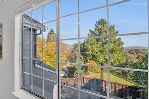 1301 Strawberry Ct, Danville, CA 94526 - Photo 19