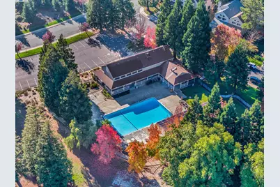 1301 Strawberry Ct, Danville, CA 94526 - Photo 37