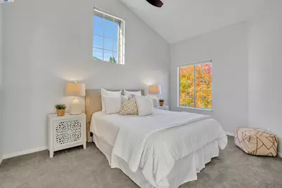 1301 Strawberry Ct, Danville, CA 94526 - Photo 23